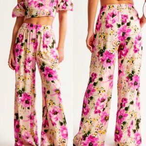 ☀️ ABERCROMBIE & FITCH Crinkle Texture Pull On Pants Pink Floral Casual Boho XS